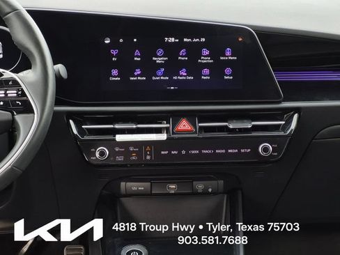 Used 2023 Kia Niro Wave FWD image 27
