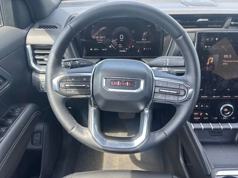 Used 2026 GMC Terrain Elevation w/ Elevation Premium Package AWD/4WD image 16