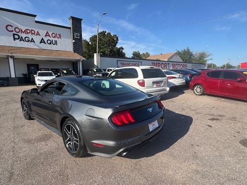 Used 2018 Ford Mustang Coupe w/ Equipment Group 101A RWD image 8