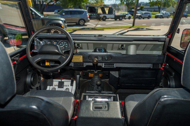 Used 1994 Land Rover Defender 90 AWD/4WD image 13