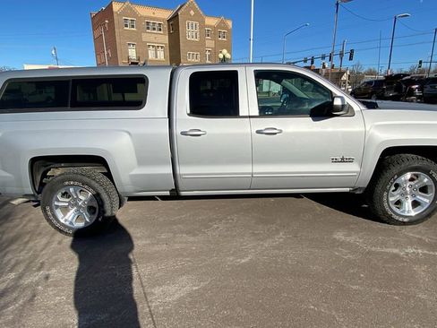 Used 2018 Chevrolet Silverado 1500 LT w/ Texas Edition image 4