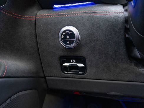 Used 2025 Mercedes-Benz AMG GT 63 image 18