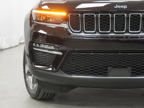 Certified 2022 Jeep Grand Cherokee Limited 4xe image 8