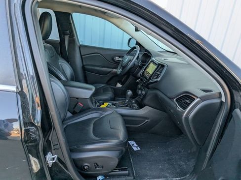 Used 2019 Jeep Cherokee Limited w/ Trailer Tow Group image 21