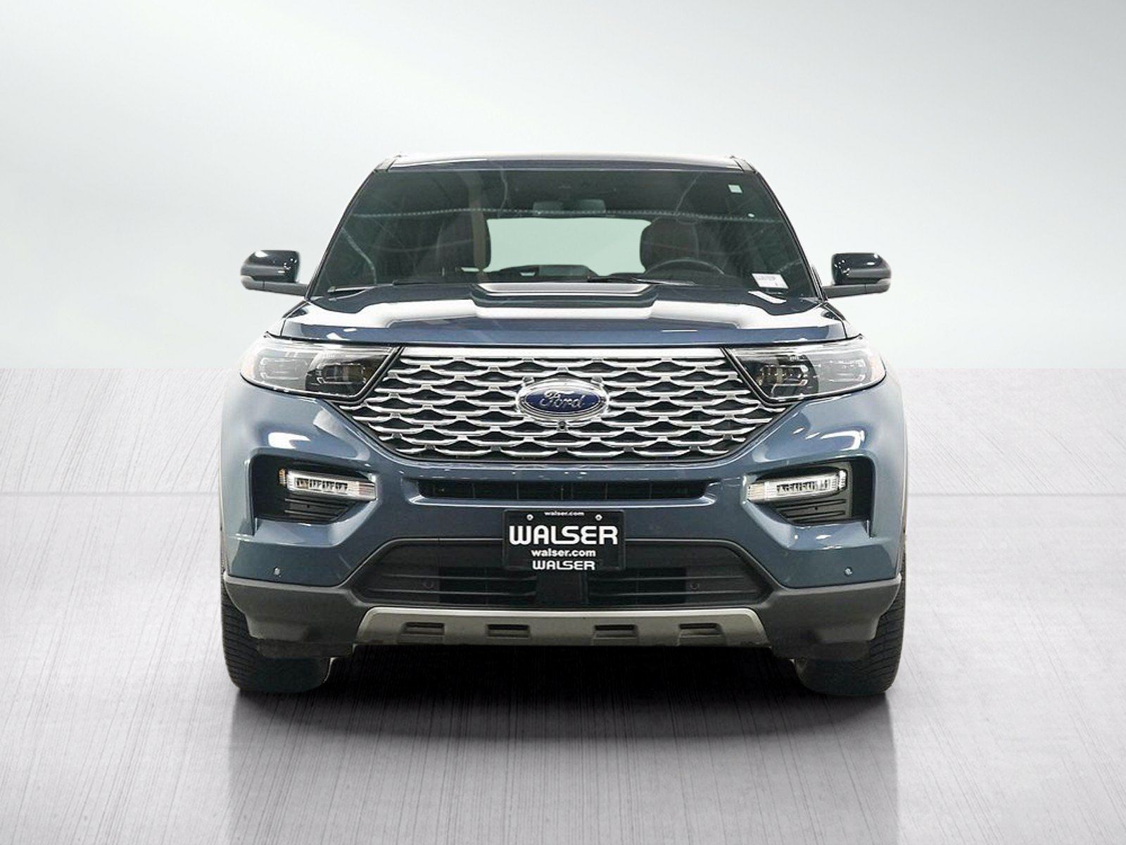 Used 2021 Ford Explorer Platinum w/ Equipment Group 601A AWD/4WD image 8