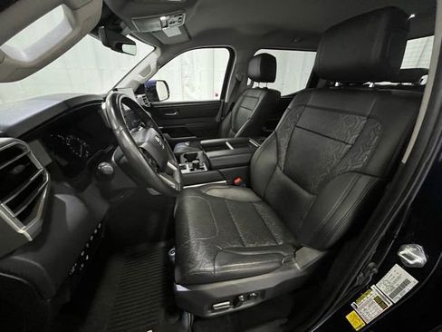 Used 2023 Toyota Tundra Limited w/ TRD Off-Road Package AWD/4WD image 10