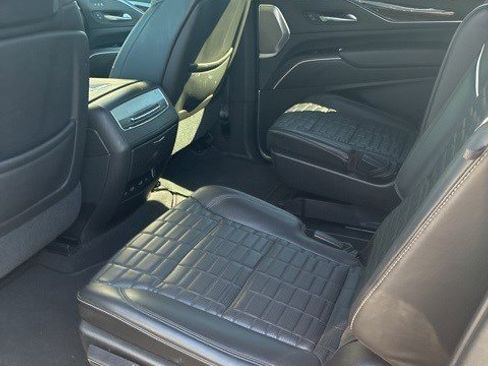 Used 2021 Cadillac Escalade ESV Sport Platinum w/ Heavy-Duty Trailer Package image 17