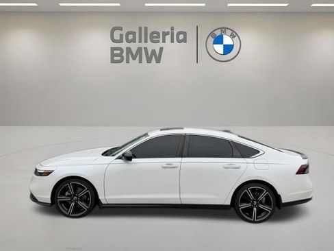 Used 2023 Honda Accord Sport image 9