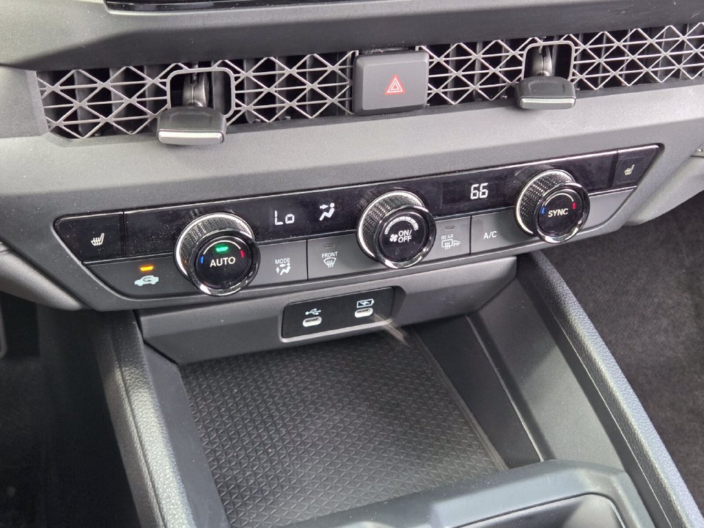 Used 2025 Honda Accord SE image 26