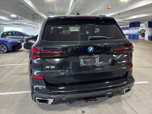 Used 2026 BMW X5 xDrive50e w/ M Sport Package AWD/4WD image 4
