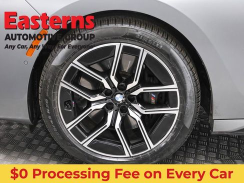 Used 2023 BMW 740i w/ Executive Package RWD image 38