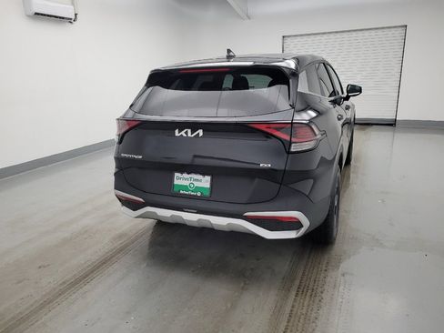 Used 2023 Kia Sportage LX AWD/4WD image 7
