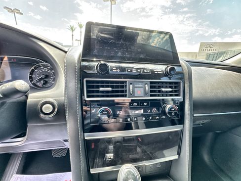 Used 2022 INFINITI QX80 Luxe w/ Cargo Package image 13