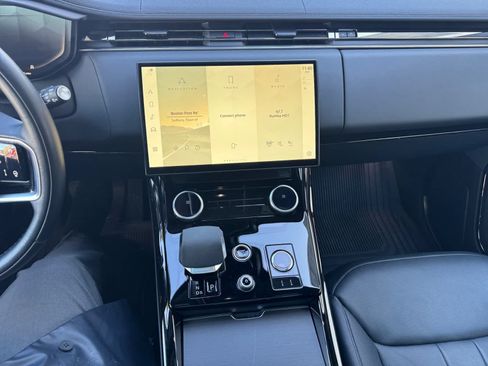 Used 2023 Land Rover Range Rover Sport SE AWD/4WD image 11