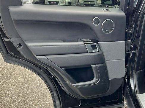 Used 2020 Land Rover Range Rover Sport HSE Dynamic image 30