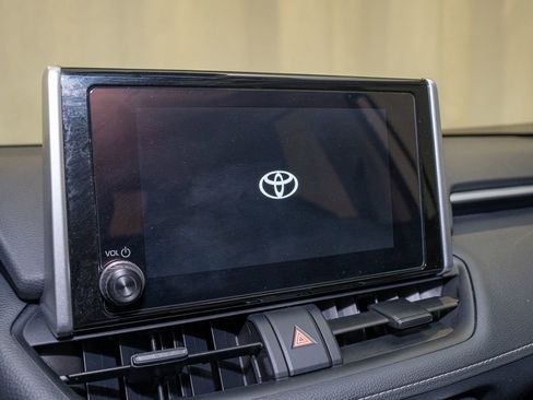 Used 2024 Toyota RAV4 XLE image 14