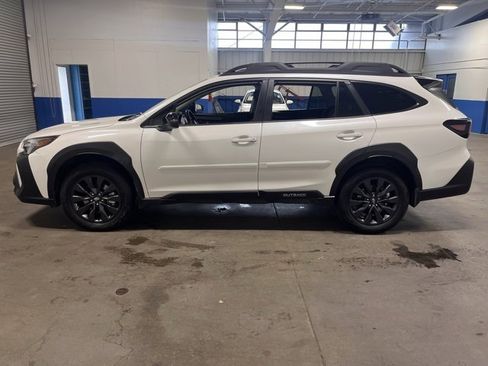 Used 2025 Subaru Outback Onyx Edition XT image 6