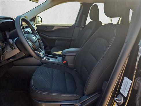 Used 2025 Ford Escape Active AWD/4WD image 14