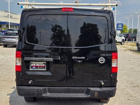 Used 2014 Nissan NV 2500 SV w/ Technology Package image 10