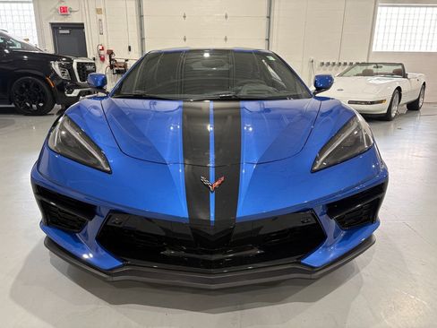 Used 2023 Chevrolet Corvette Stingray Premium Cpe w/ Z51 Performance Package RWD image 2