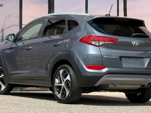 Used 2016 Hyundai Tucson Sport FWD image 7