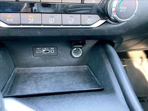 Used 2020 Nissan Altima 2.5 SR w/ Premium Package image 26