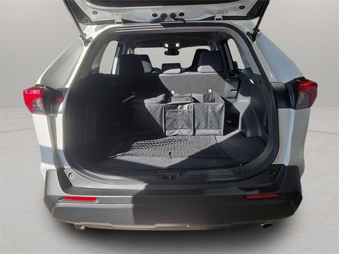 Certified 2025 Toyota RAV4 LE image 21