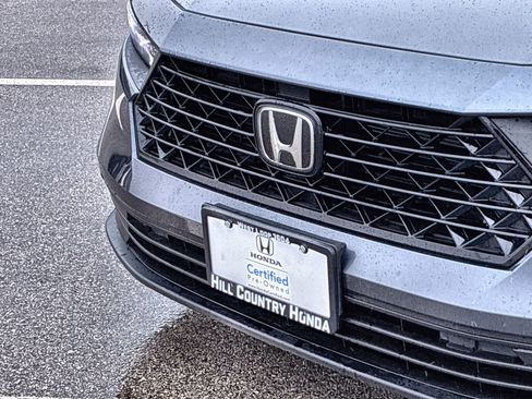 Certified 2025 Honda Accord SE image 12