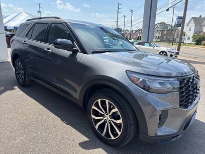 New 2026 Ford Explorer ST-Line