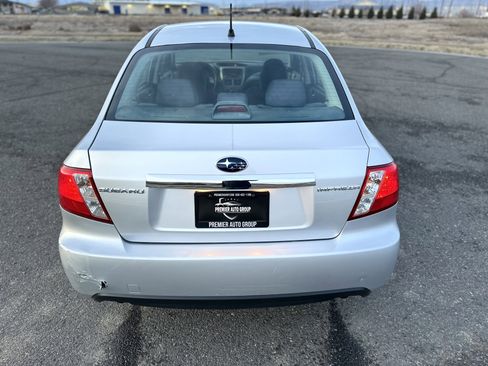 Used 2010 Subaru Impreza 2.5i image 9