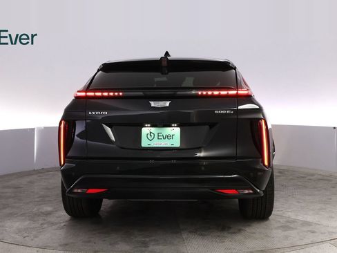 Used 2024 Cadillac Lyriq Sport AWD/4WD image 15