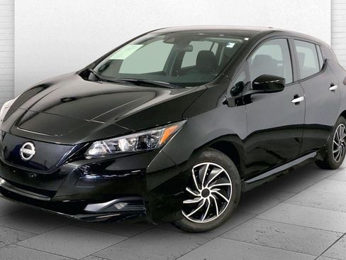 Used 2023 Nissan Leaf S FWD image 12