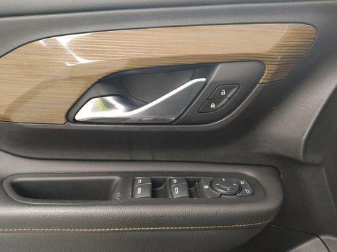 Used 2018 GMC Terrain SLE FWD image 27