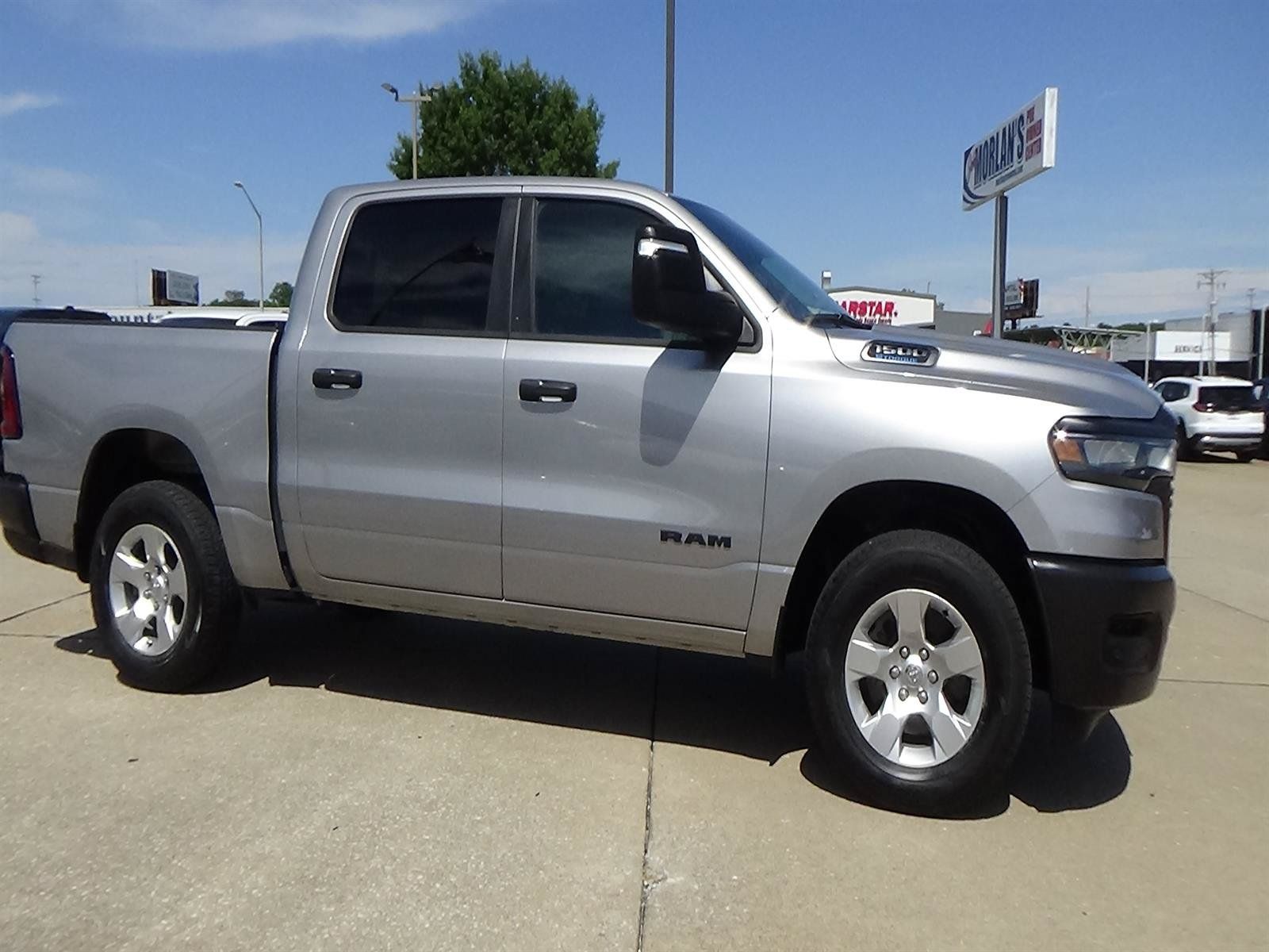 Used 2025 RAM 1500 Tradesman AWD/4WD image 5