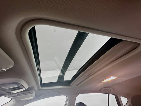 Used 2020 Subaru Crosstrek 2.0i Premium w/ Moonroof Package 2 image 25