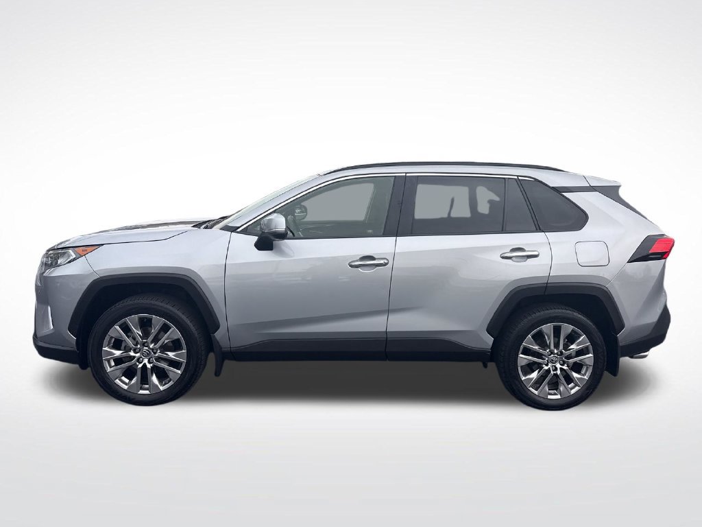 Used 2020 Toyota RAV4 Limited AWD/4WD image 2