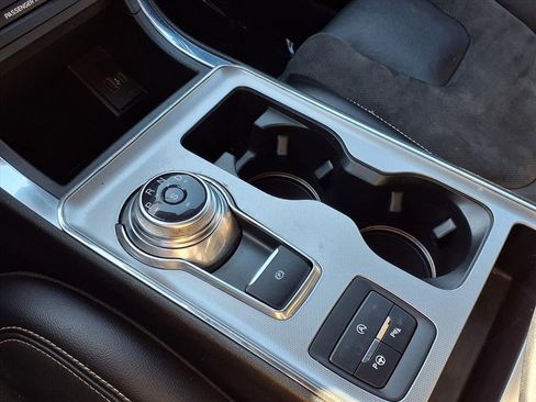 Certified 2022 Ford Edge ST w/ Equipment Group 401A image 23