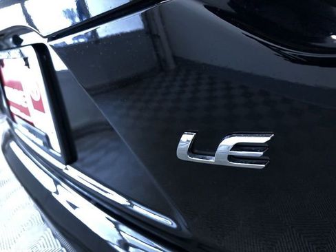 Certified 2025 Toyota Corolla LE image 15