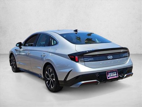 Certified 2024 Hyundai Sonata SEL FWD image 15