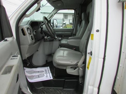 Used 2012 Ford E-450 and Econoline 450 Super Duty w/ PWR Locks & Windows Group image 11