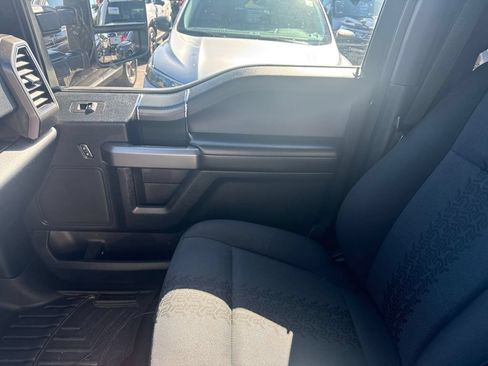 Used 2018 Ford F150 XLT w/ Equipment Group 302A Luxury AWD/4WD image 19
