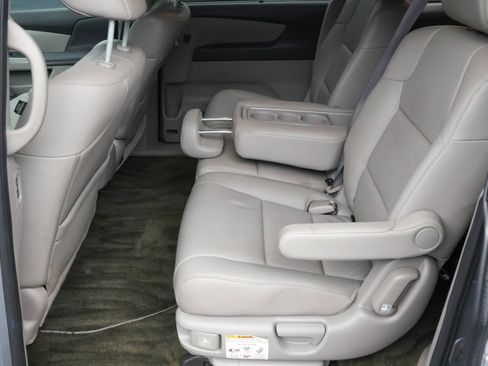 Used 2016 Honda Odyssey EX-L image 23