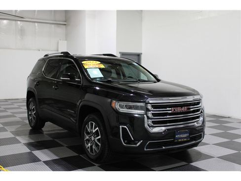 Used 2023 GMC Acadia SLT image 3