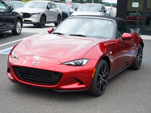 New 2026 MAZDA MX-5 Miata Grand Touring w/ Weather Package RWD image 7