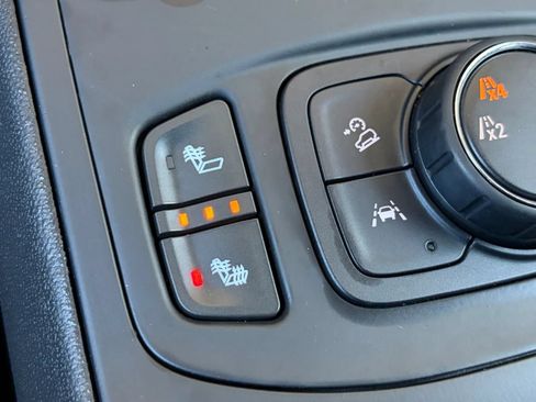 Used 2020 GMC Terrain SLT w/ Preferred Package AWD/4WD image 24