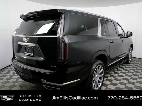 New 2026 Cadillac Escalade ESV 4WD w/ LPO, Floor Liner Package image 3