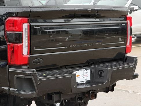 Used 2024 Ford F250 Platinum AWD/4WD image 6