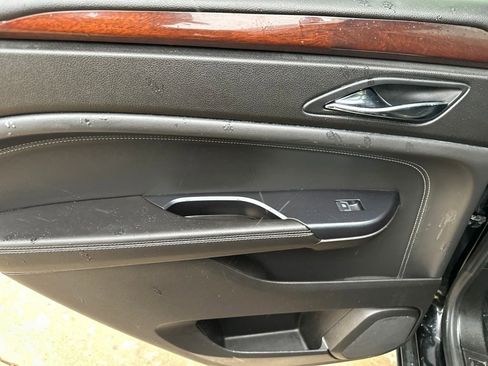 Used 2014 Cadillac SRX Premium w/ Driver Assist Package AWD/4WD image 22