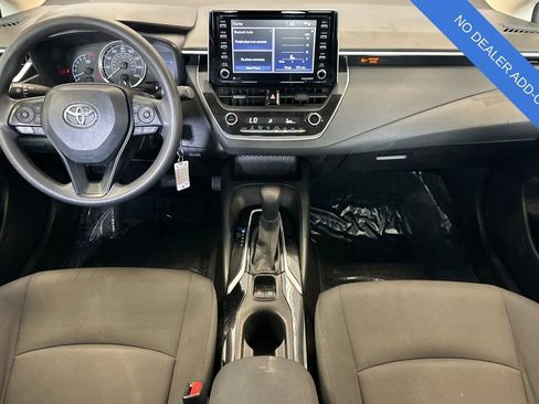 Used 2021 Toyota Corolla LE FWD image 14