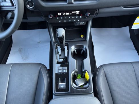 New 2026 Subaru Outback Limited AWD/4WD image 20